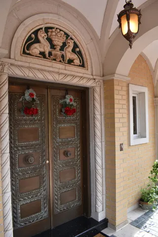 $3,250,000 | 23 Polo Drive, South Barrington, IL 60010