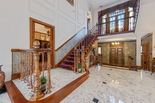 $3,250,000 | 23 Polo Drive, South Barrington, IL 60010