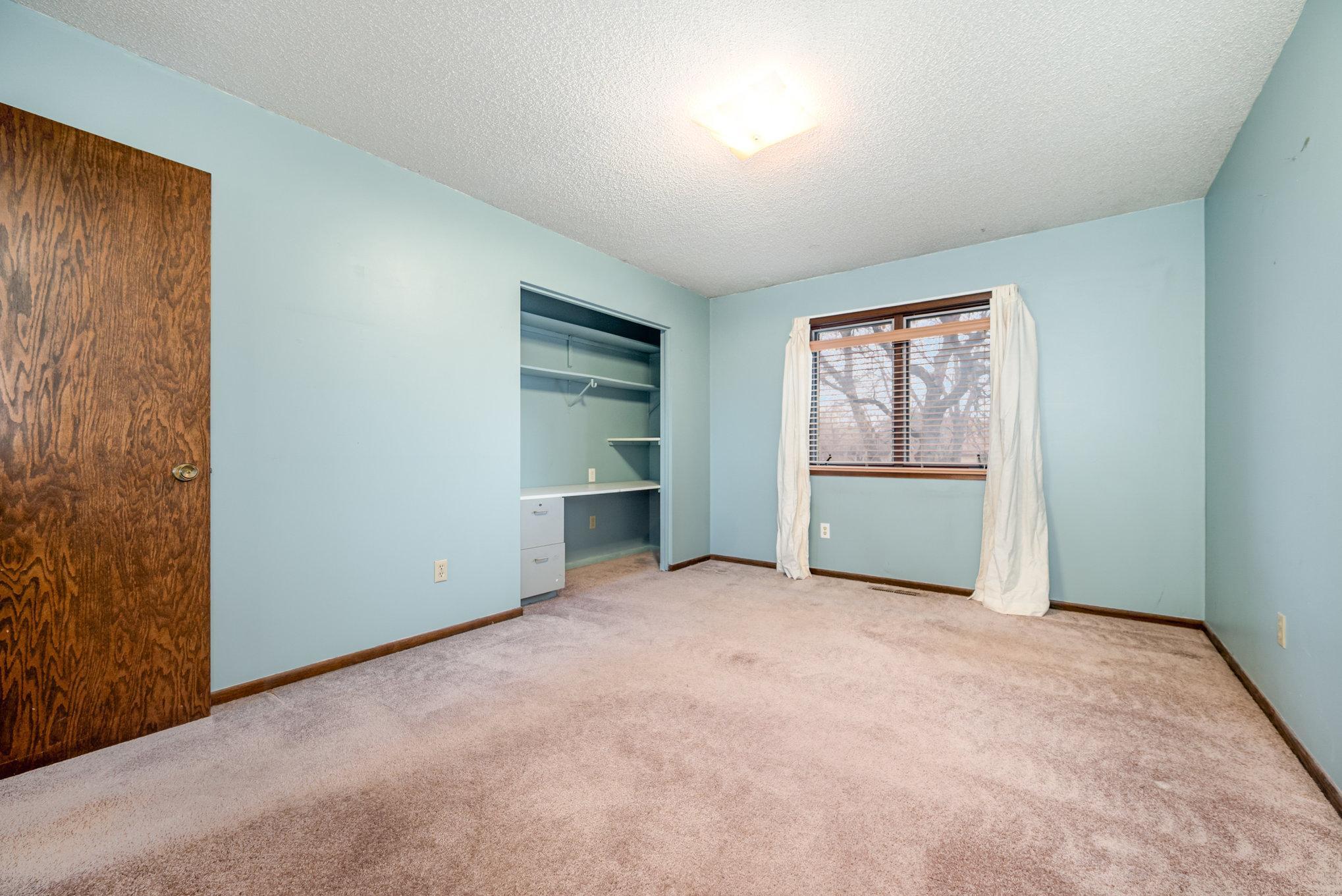 1009 4th Avenue East Shakopee, MN 55379 - Photo 16 of 26