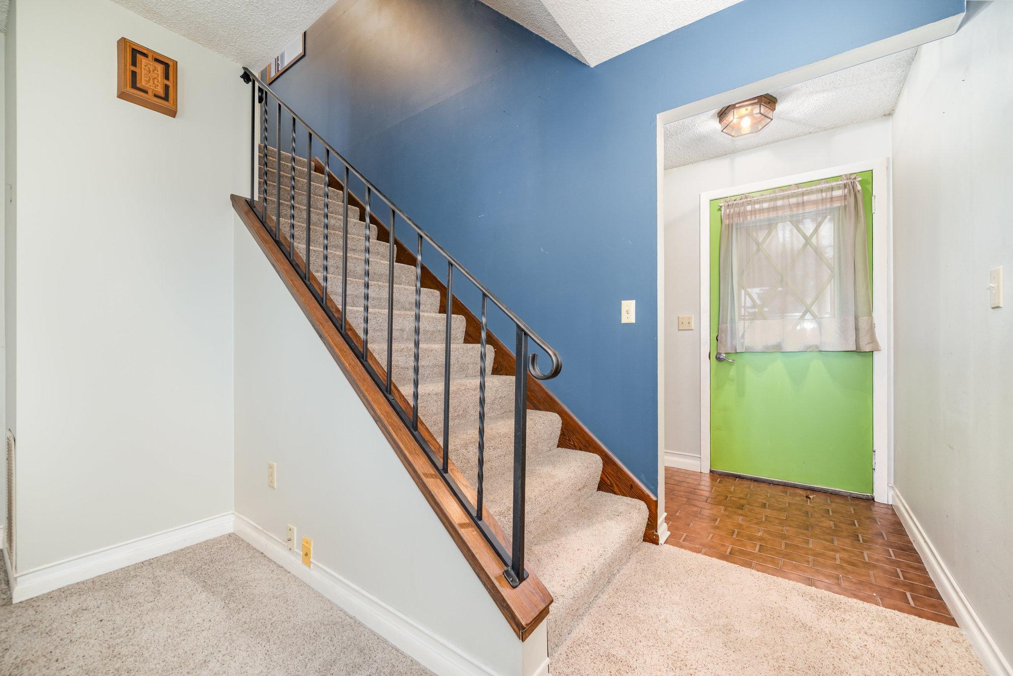 1009 4th Avenue East Shakopee, MN 55379 - Photo 3 of 26