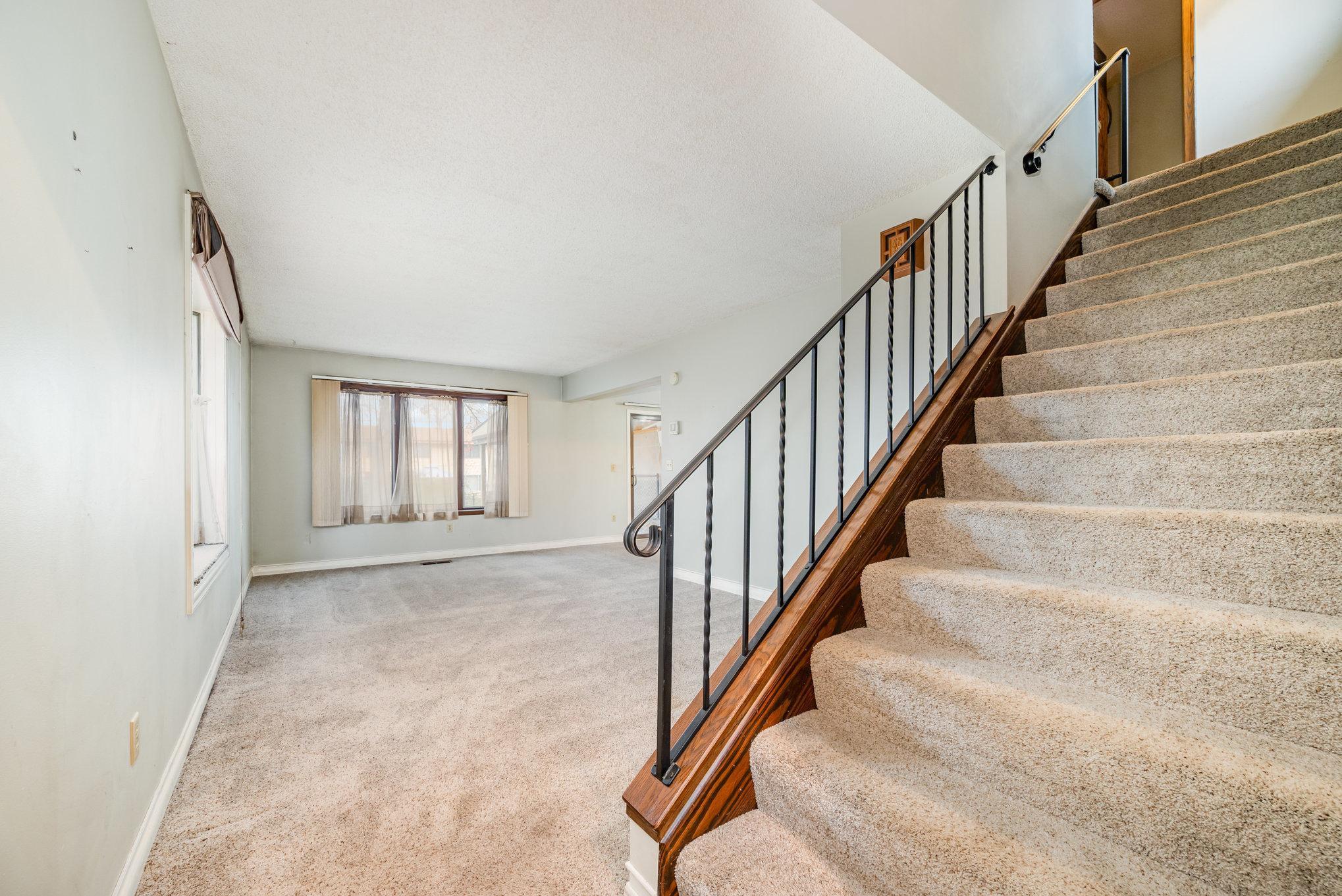 1009 4th Avenue East Shakopee, MN 55379 - Photo 4 of 26