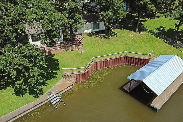 $600,000 | 1208 Atoll Court, Tool, TX 75143