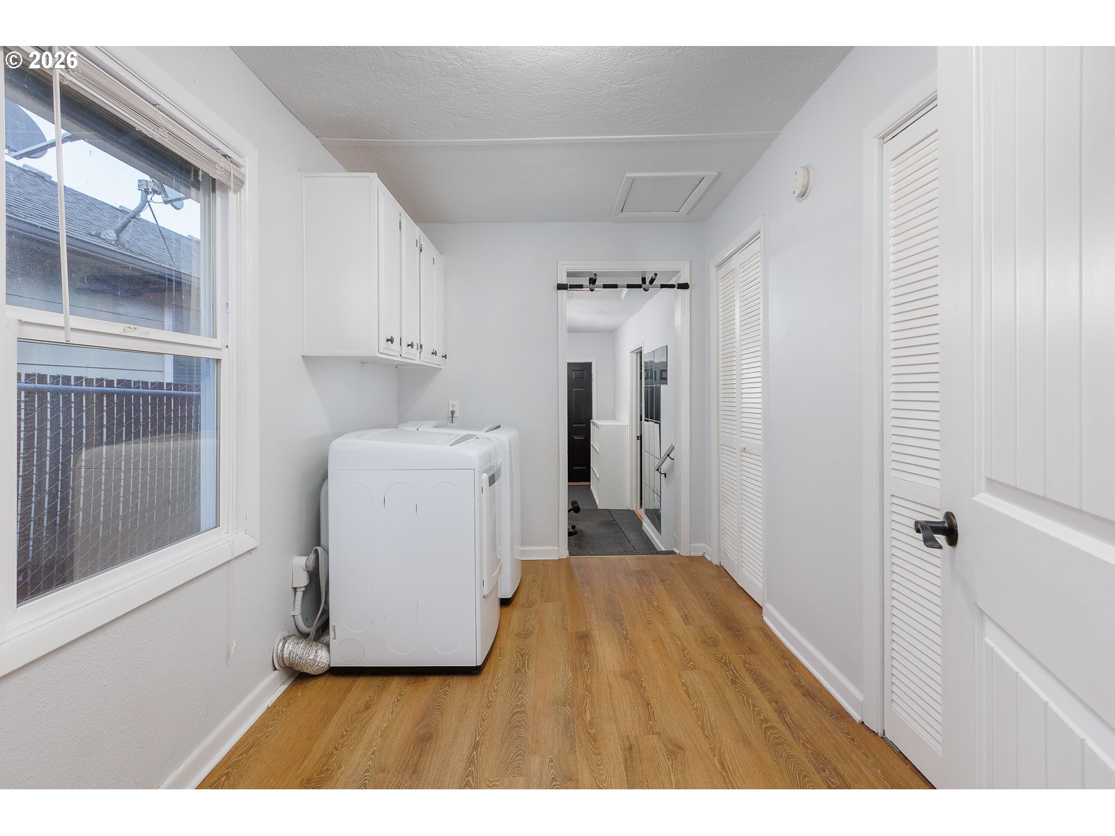 886 Southwest Birch Street Dallas, OR 97338 - Photo 10 of 32