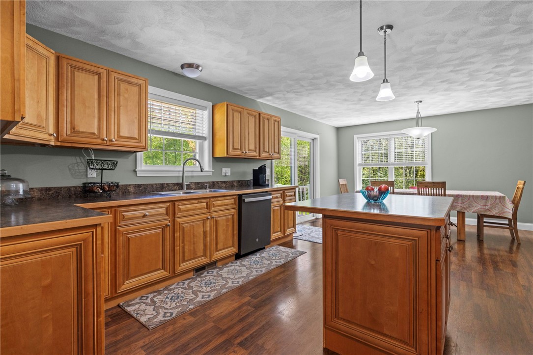 799 Chestnut Hill Road Glocester, RI 02814 - Photo 12 of 45
