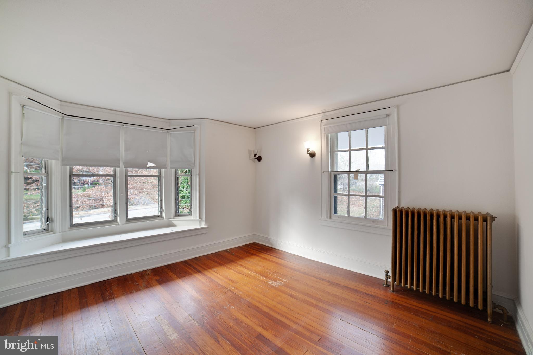 517 Old Orchard Road Baltimore, MD 21229 - Photo 22 of 32 BEDROOM