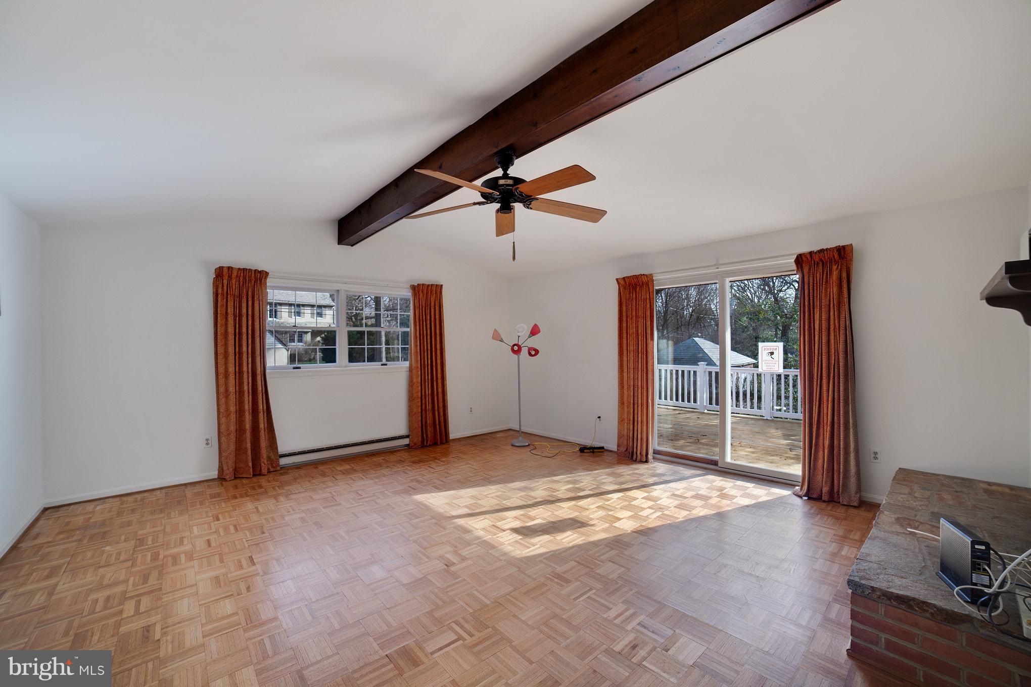 517 Old Orchard Road Baltimore, MD 21229 - Photo 8 of 32 FAMILY ROOM OFF KITCHEN