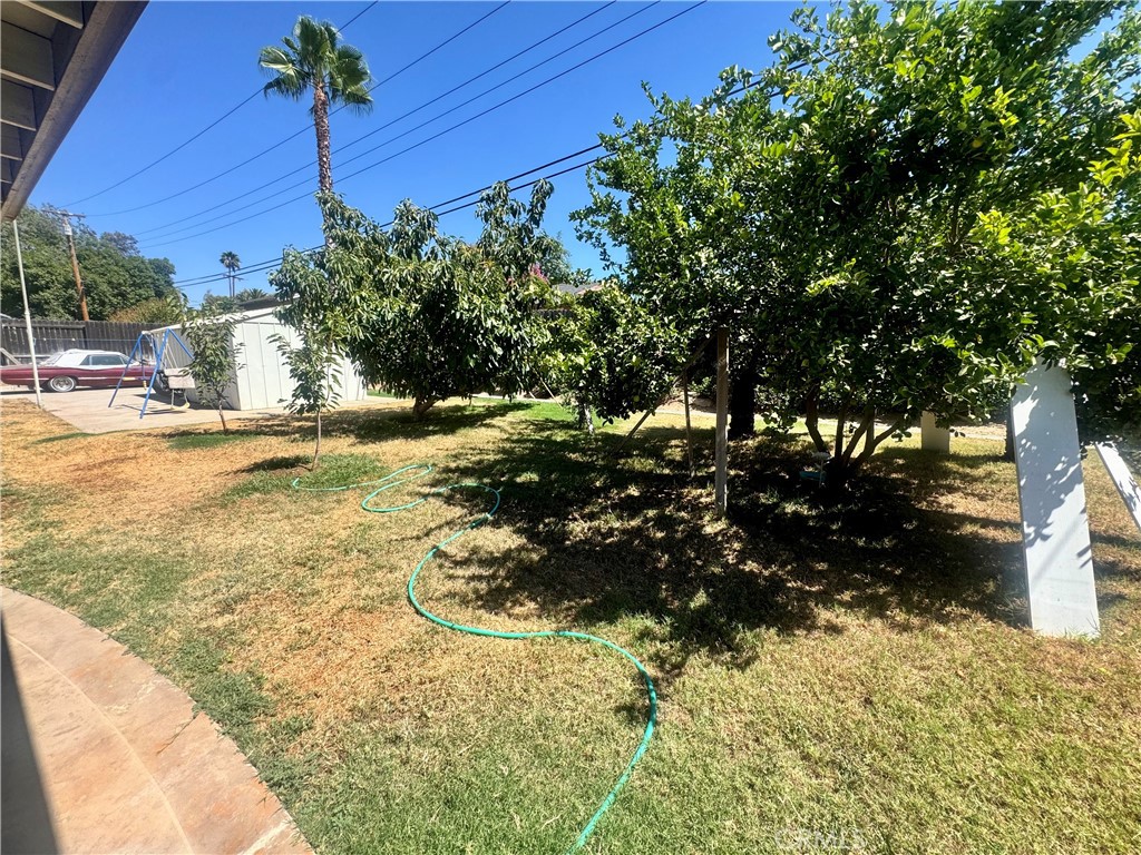 2390 Gloucester Way Riverside, CA 92506 - Photo 29 of 40 Gallery Image 29