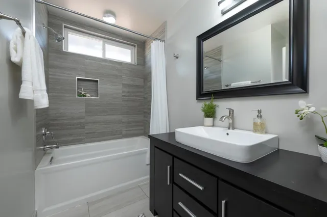 $2,500,000 | 1035 Valota Road, Redwood City, CA 94061