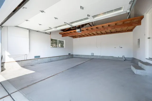 $2,500,000 | 1035 Valota Road, Redwood City, CA 94061