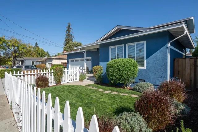 $2,500,000 | 1035 Valota Road, Redwood City, CA 94061