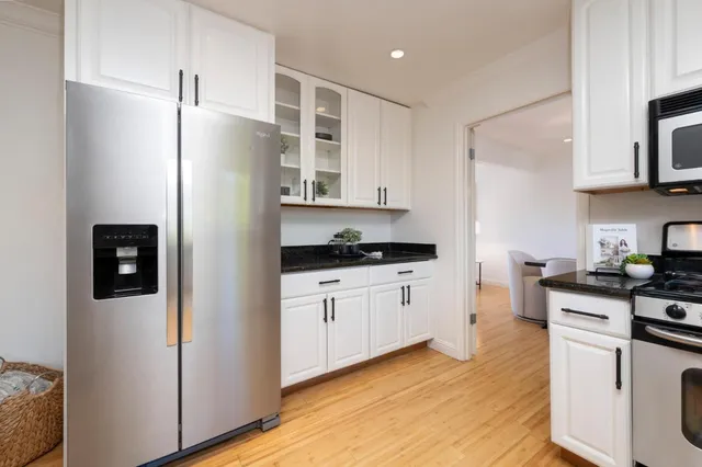 $2,500,000 | 1035 Valota Road, Redwood City, CA 94061