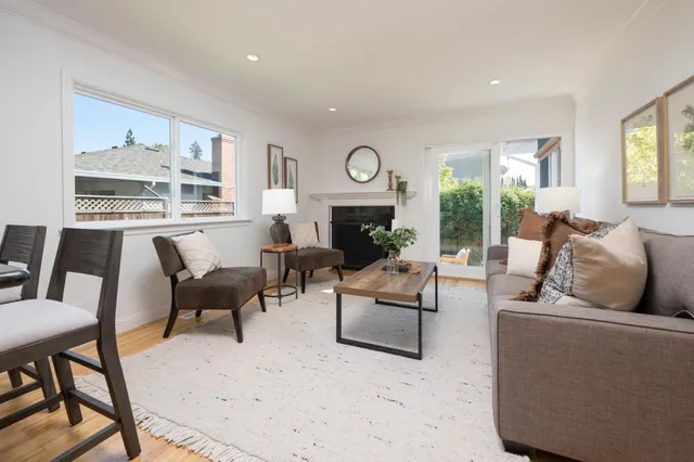 $2,500,000 | 1035 Valota Road, Redwood City, CA 94061