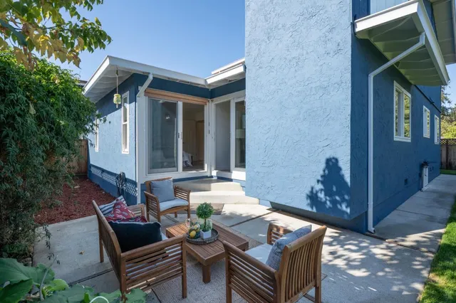 $2,500,000 | 1035 Valota Road, Redwood City, CA 94061