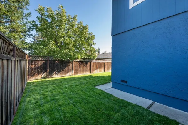 $2,500,000 | 1035 Valota Road, Redwood City, CA 94061