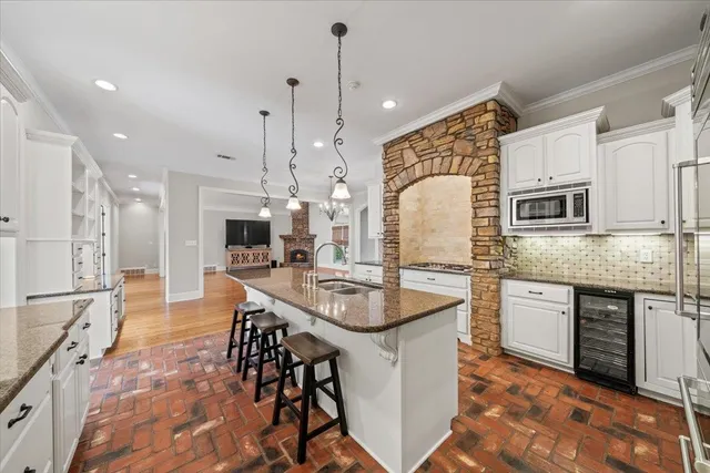 $980,000 | 40 Kingston Cove, Eads, TN 38028