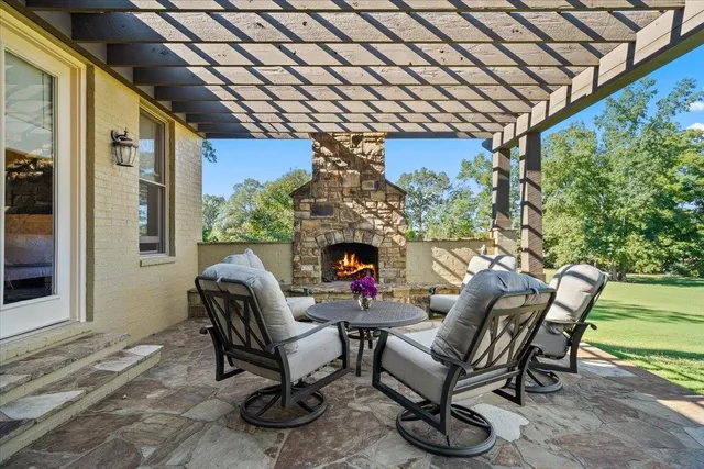 $980,000 | 40 Kingston Cove, Eads, TN 38028