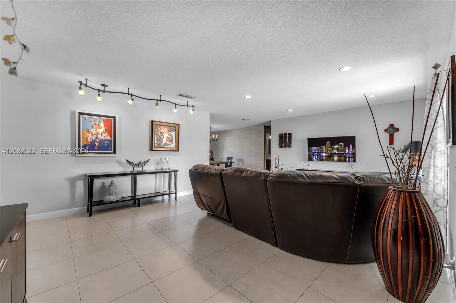 14061 Southwest 39th Street Miami, FL 33175 - Photo 34 of 38