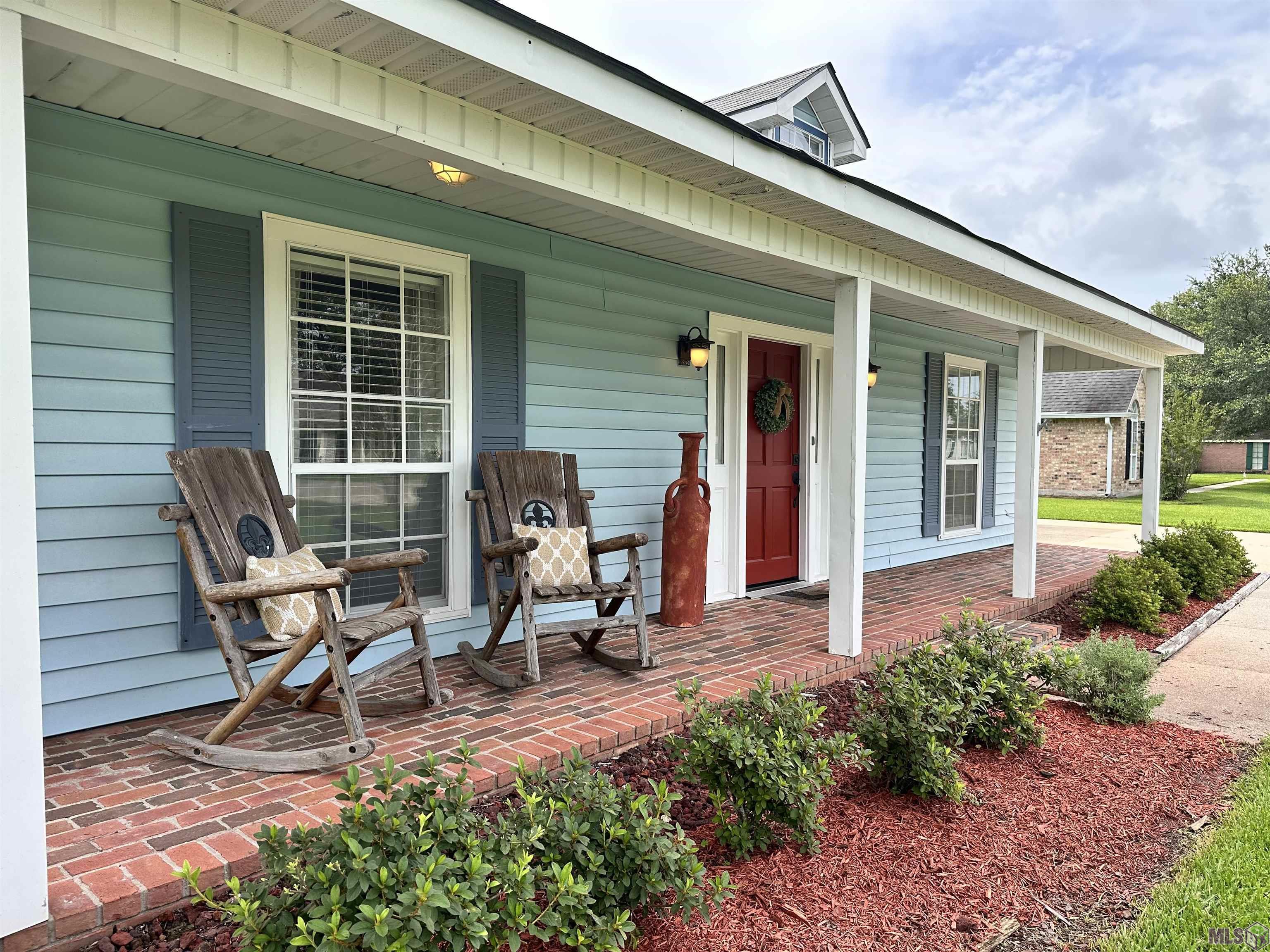 14162 Troy Duplessis Road Gonzales, LA 70737 - Photo 3 of 30