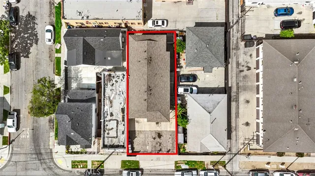 $1,095,000 | 911 East 10th Street, Long Beach, CA 90813