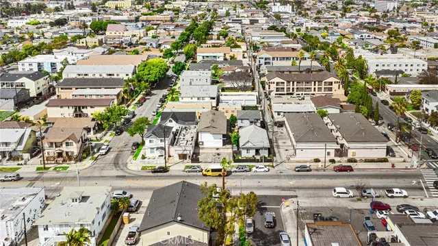 $1,095,000 | 911 East 10th Street, Long Beach, CA 90813