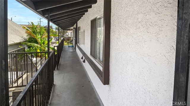 $1,095,000 | 911 East 10th Street, Long Beach, CA 90813