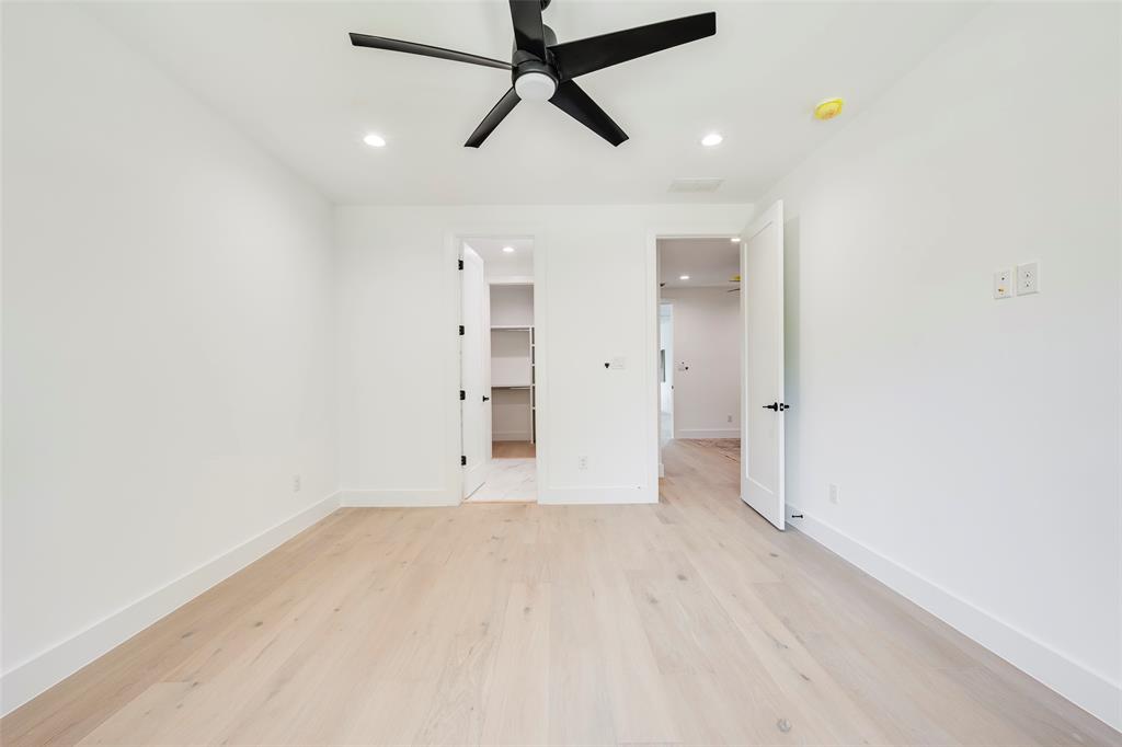 5710 Vanderbilt Avenue Dallas, TX 75206 - Photo 23 of 37 wooden floor in an empty room