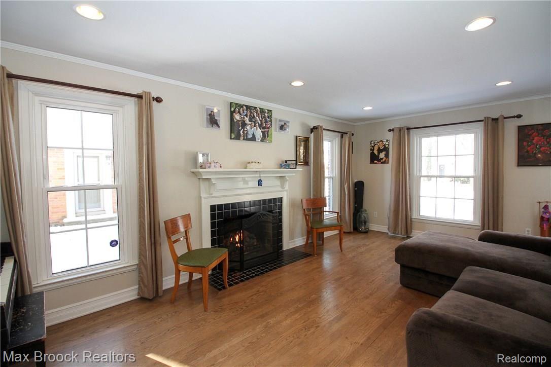 3518 Cumberland Road Berkley, MI 48072 - Photo 7 of 51 cgh-4.jpg