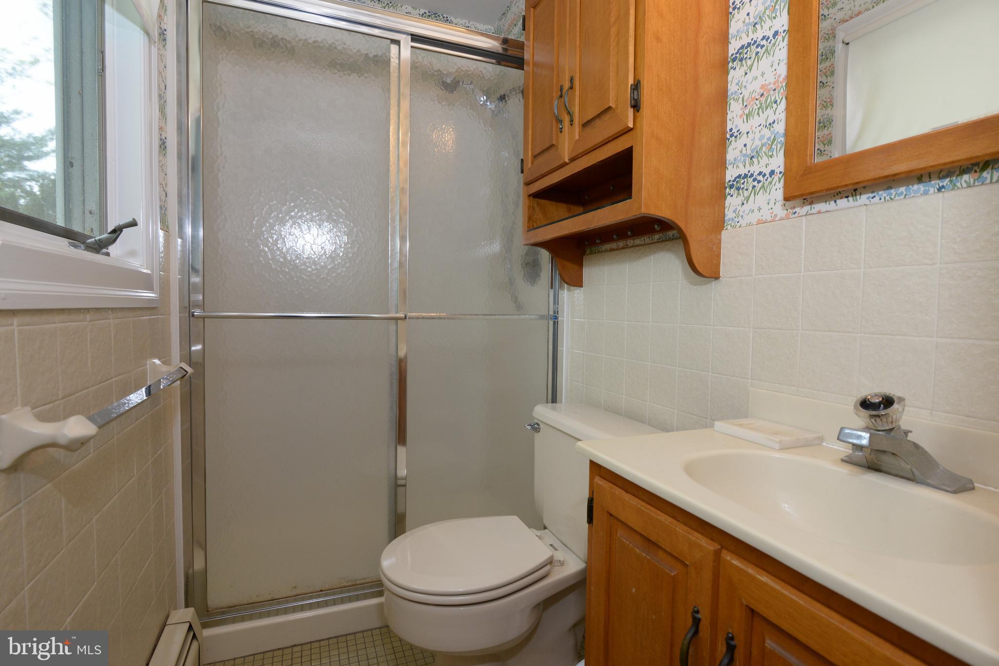 479 Quarry Road Harleysville, PA 19438 - Photo 24 of 33 Master Bathroom
