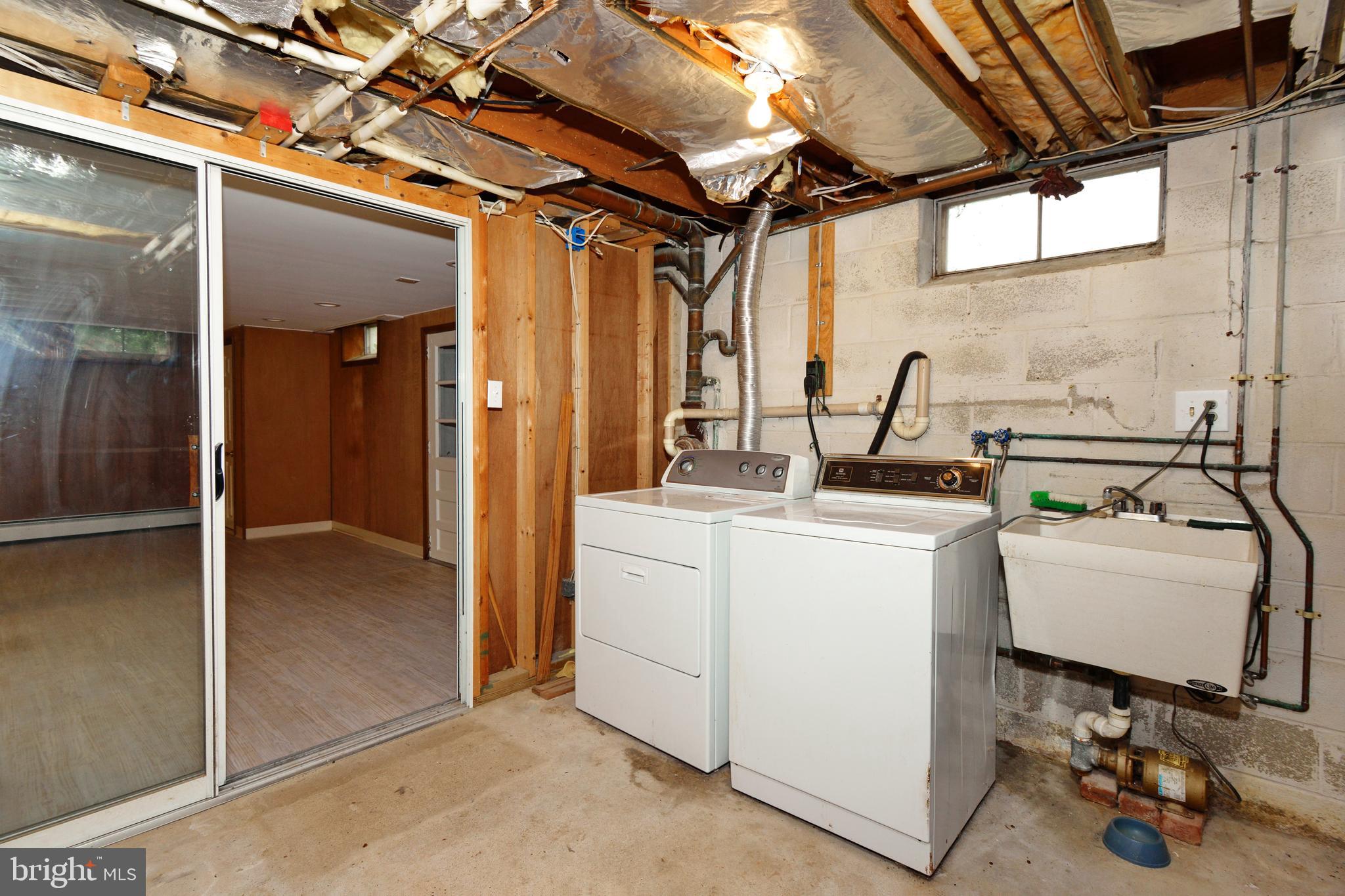 479 Quarry Road Harleysville, PA 19438 - Photo 28 of 33 Basement Laundry Area