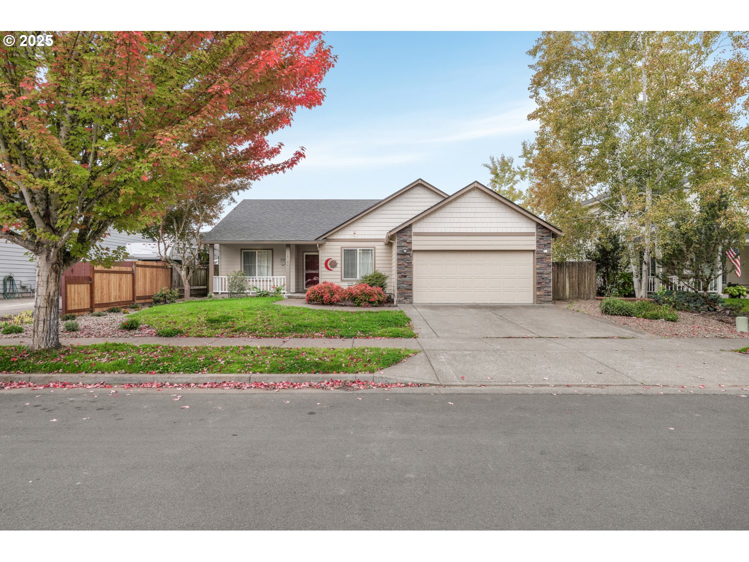1930 Salmon Run Southwest Albany, OR 97321 - Photo 1 of 26 a front view of a house with a garden
