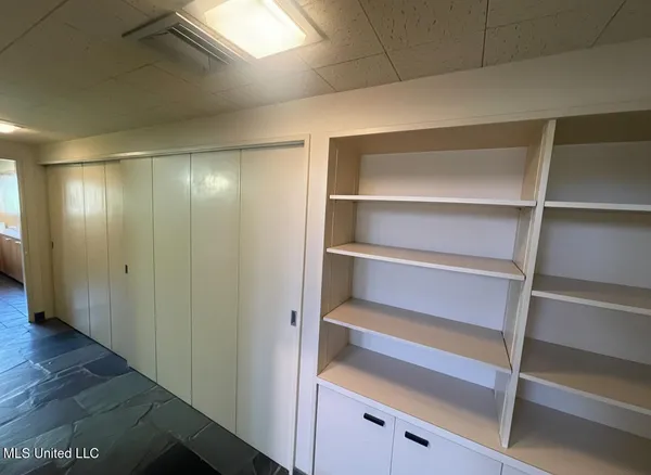 $355,000 | 101 Riverside Street, Vidalia, LA 71373