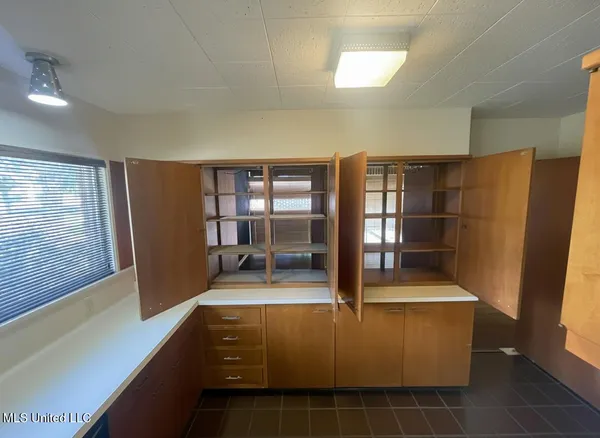 $355,000 | 101 Riverside Street, Vidalia, LA 71373