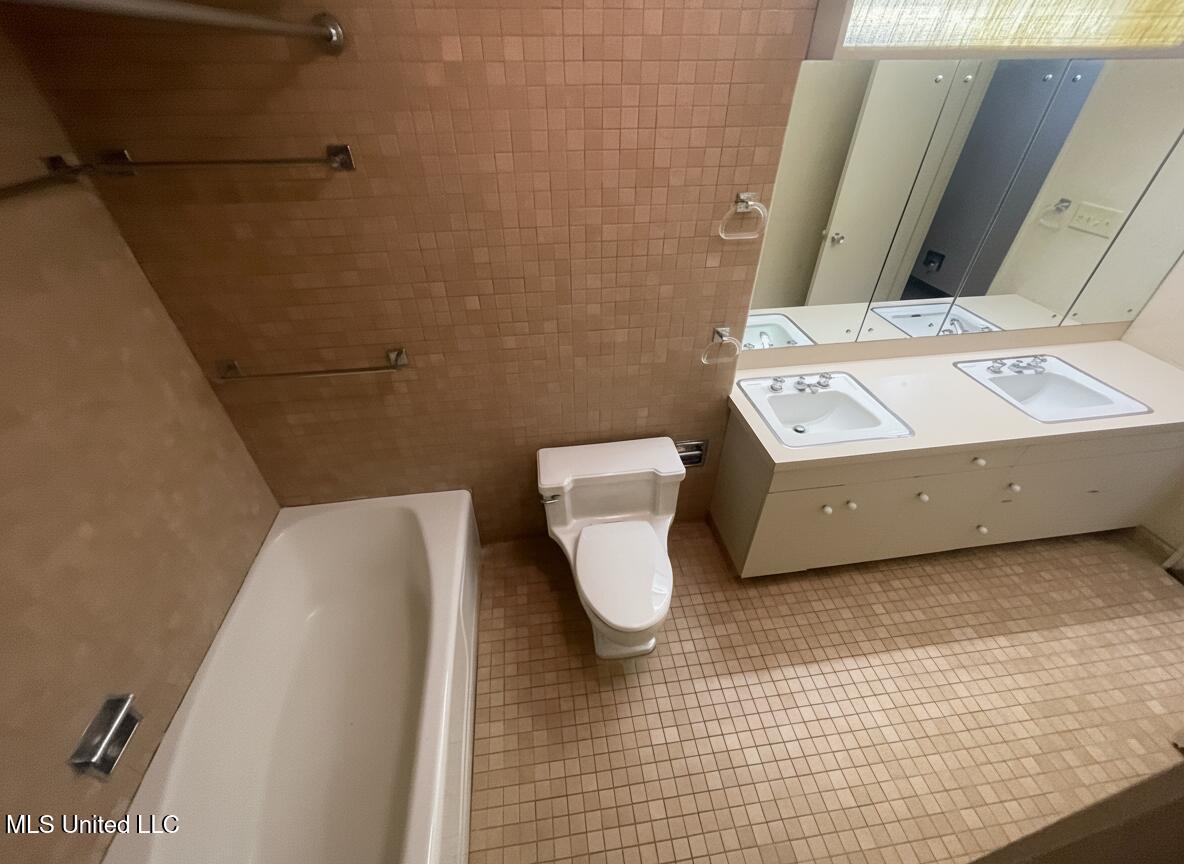 101 Riverside Street Vidalia, LA 71373 - Photo 42 of 68 IMG_9373