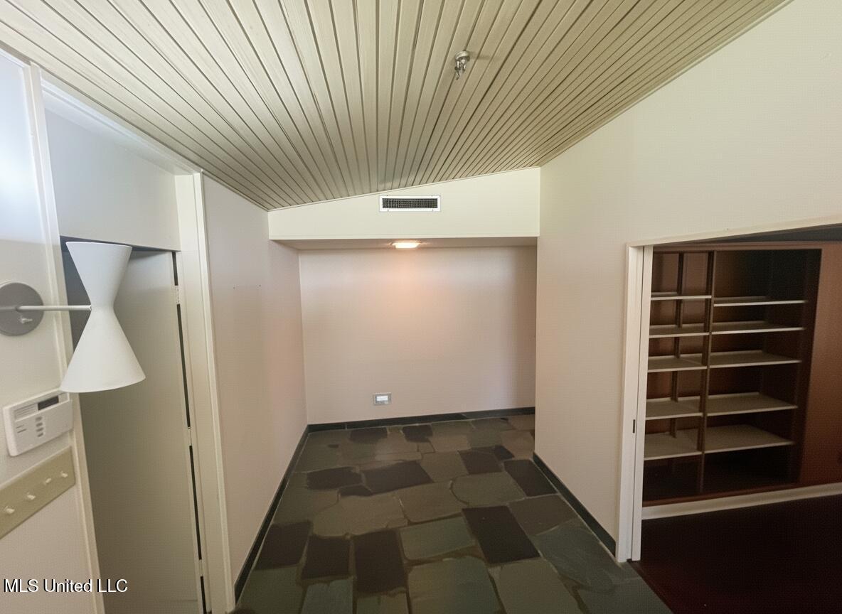 101 Riverside Street Vidalia, LA 71373 - Photo 6 of 68 IMG_9376