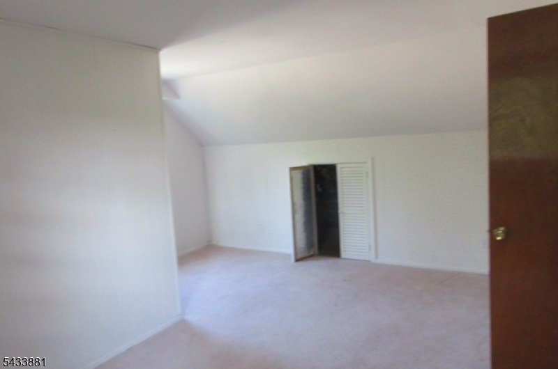 12 Jericho Road Butler, NJ 07405 - Photo 16 of 17