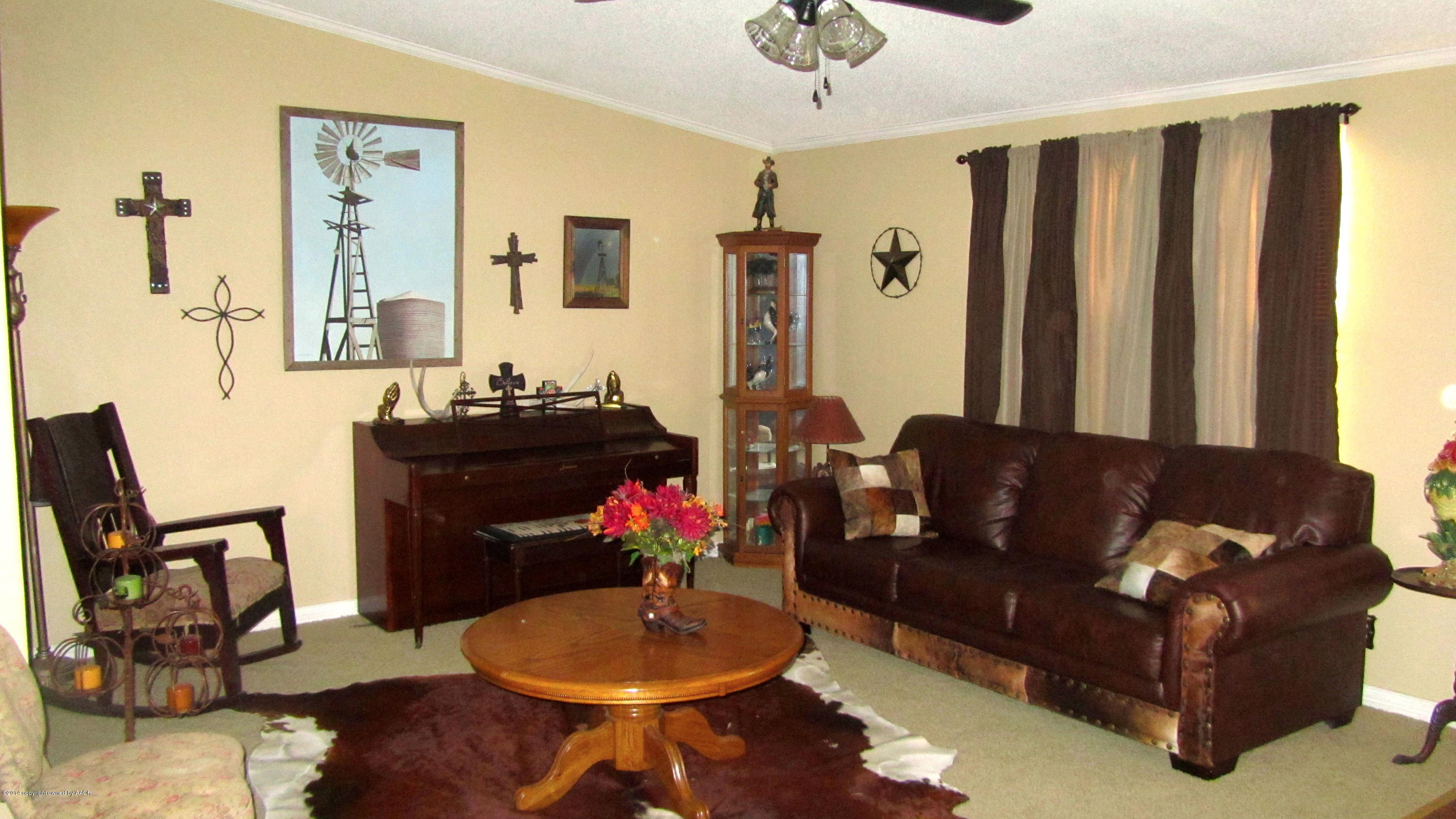 9306 Arlie Road Amarillo, TX 79108 - Photo 3 of 22 IMG_8688