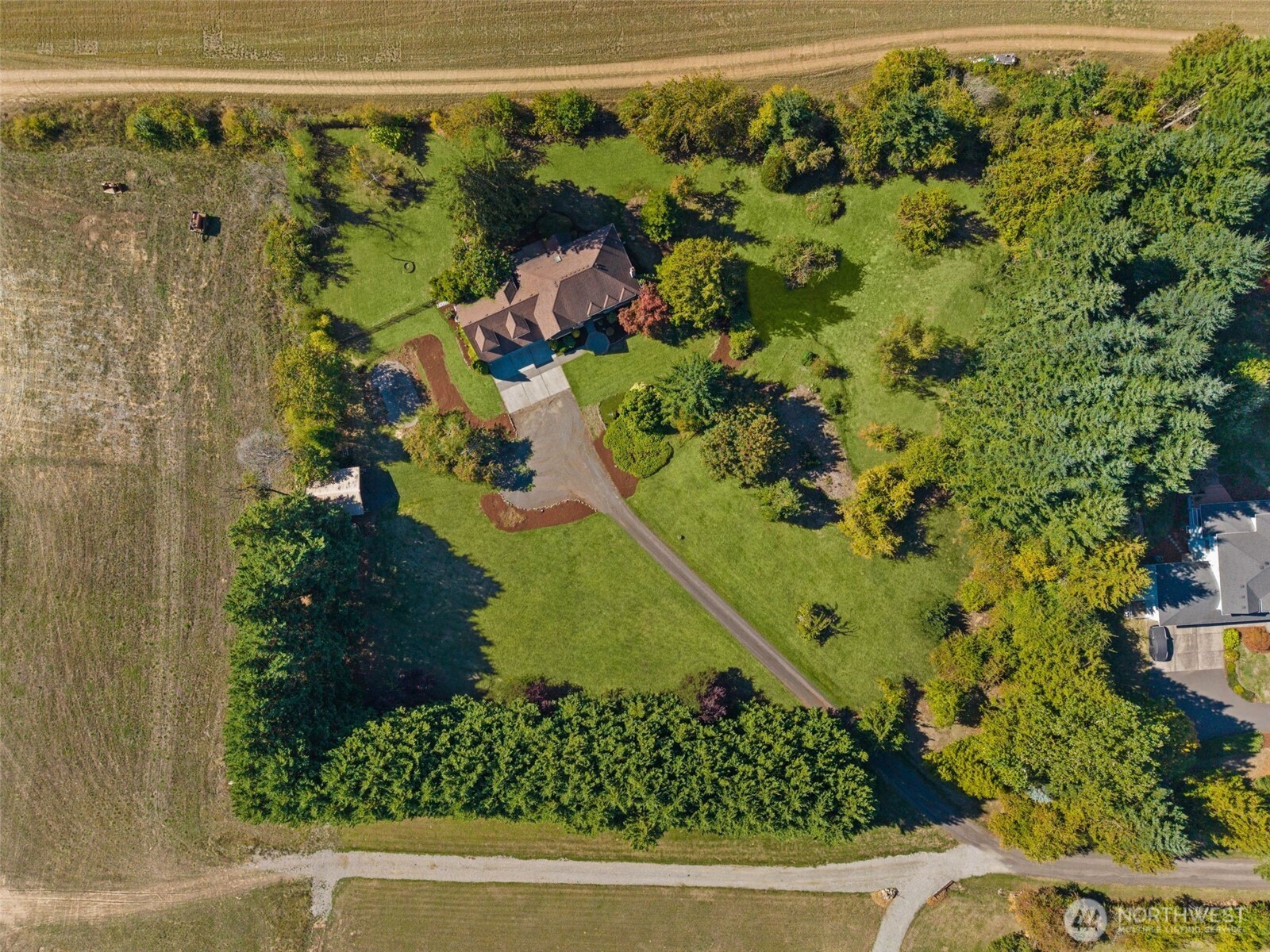 16104 Northeast 6th Court Ridgefield, WA 98642 - Photo 39 of 40 a view of a yard with plants