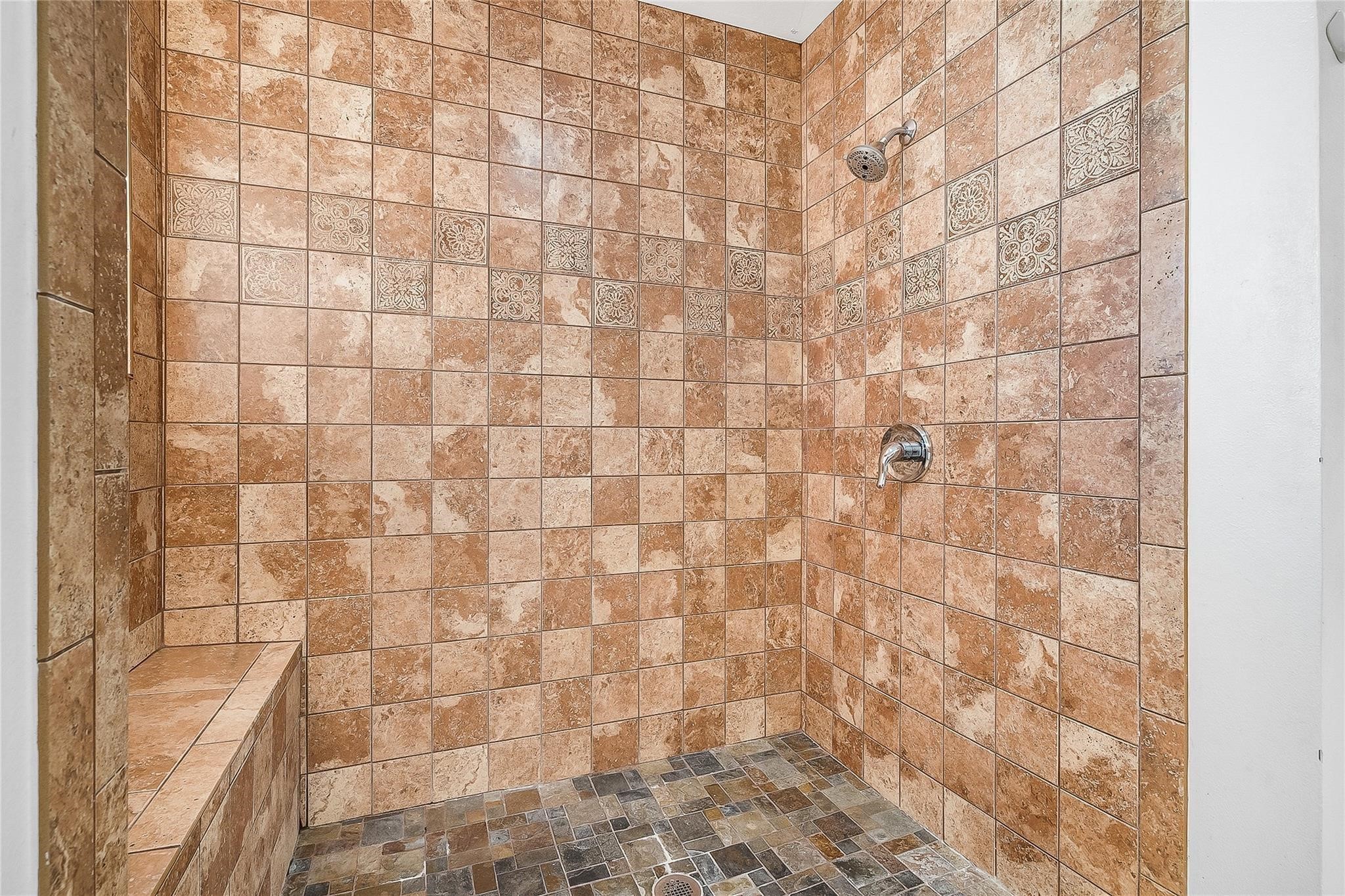 3100 Walnut Bend Lane, Unit 116 Houston, TX 77042 - Photo 12 of 15 a bathroom with a shower