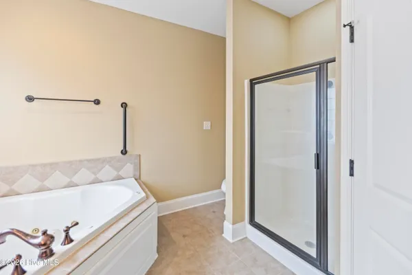 $1,900 | 1624 Brook Hollow Drive, Unit B, Greenville, NC 27834