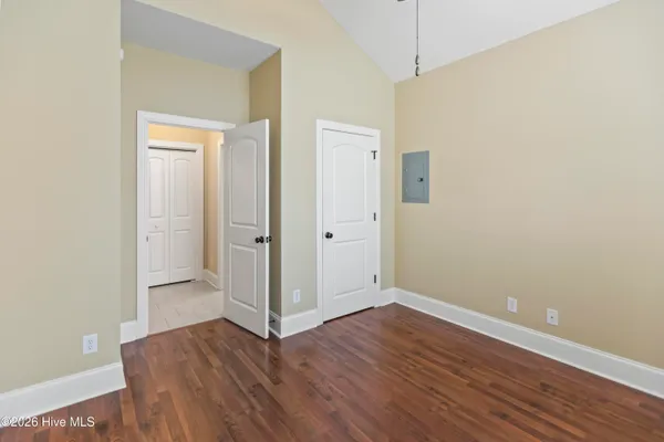 $1,900 | 1624 Brook Hollow Drive, Unit B, Greenville, NC 27834
