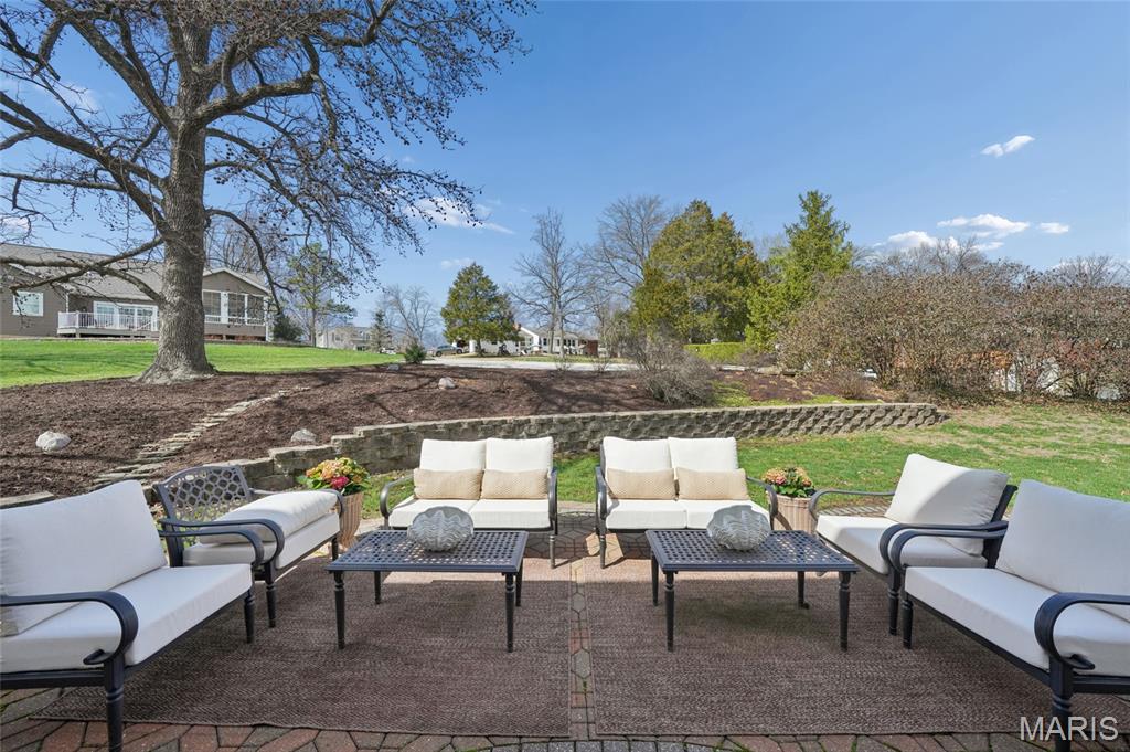 1059 Huthmaker Road Kirkwood, MO 63122 - Photo 31 of 39 Gallery Image 31