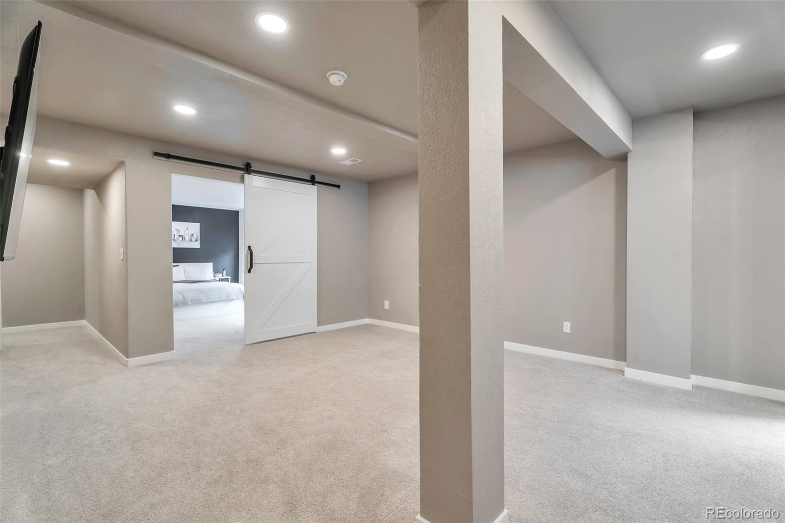 10695 Wynspire Road Highlands Ranch, CO 80130 - Photo 23 of 30