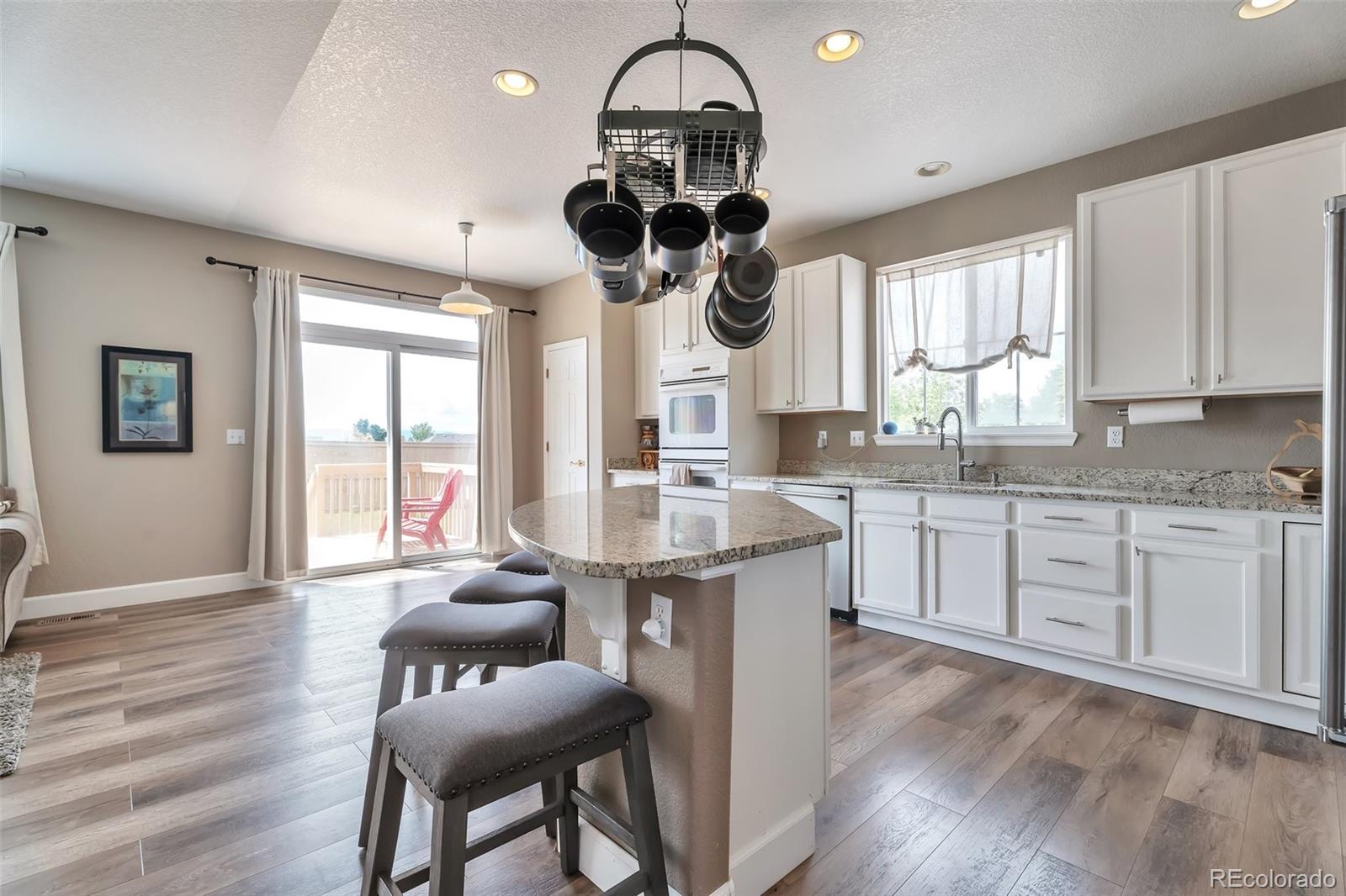 10695 Wynspire Road Highlands Ranch, CO 80130 - Photo 3 of 30