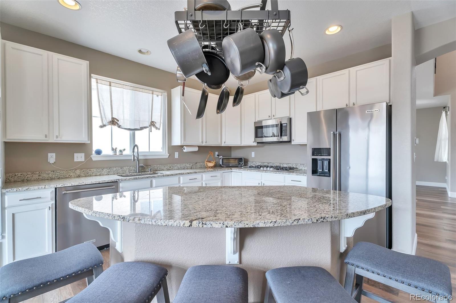 10695 Wynspire Road Highlands Ranch, CO 80130 - Photo 4 of 30