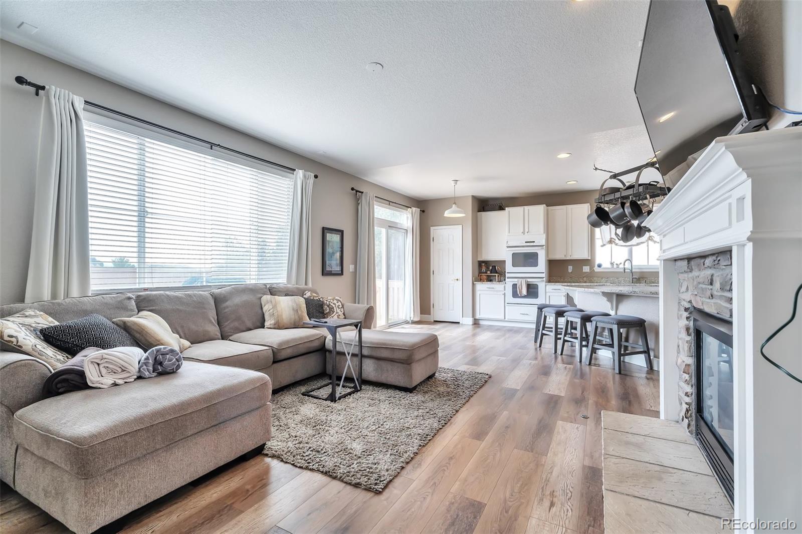 10695 Wynspire Road Highlands Ranch, CO 80130 - Photo 6 of 30