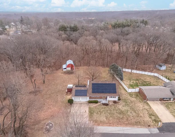 $214,900 | 118 Gottlieb Court, Creve Coeur, IL 61610