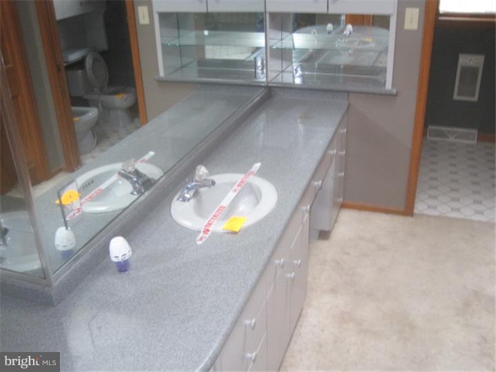 224 Shoemaker Road Bridgeton, NJ 08302 - Photo 9 of 17 Gallery Image 9