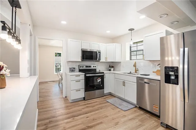 $324,000 | 13304 Corrington Avenue, Grandview, MO 64030