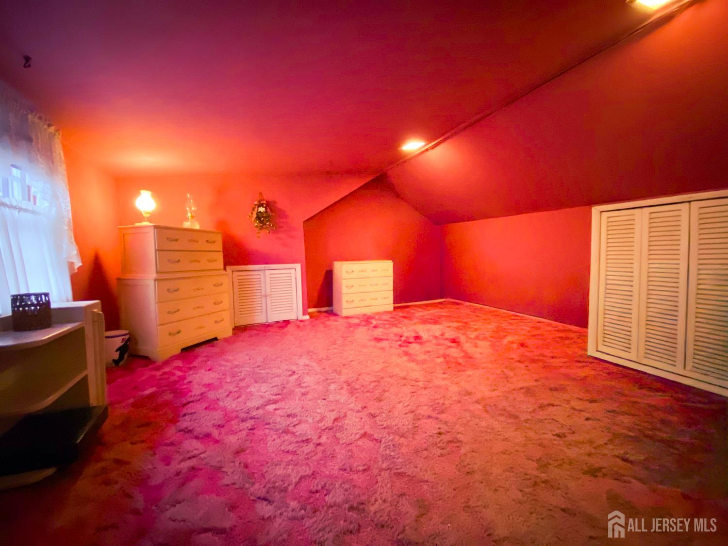 14 Pine Street Edison, NJ 08817 - Photo 25 of 30