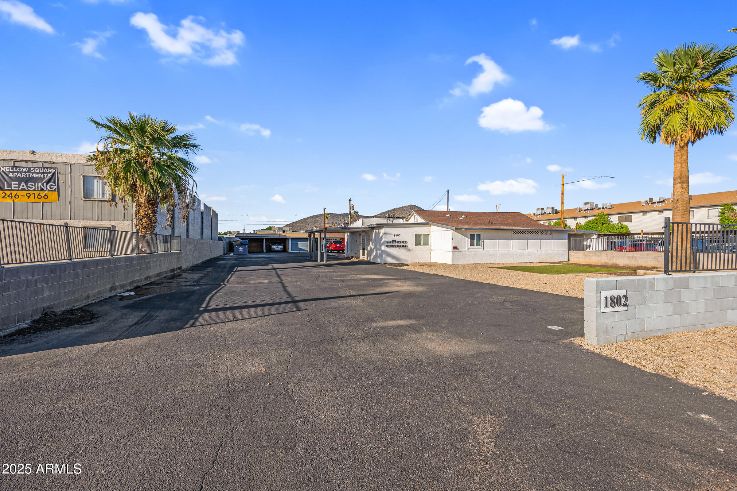 1802 West Vogel Avenue Phoenix, AZ 85021 - Photo 13 of 29 1802 W Vogel Ave-15